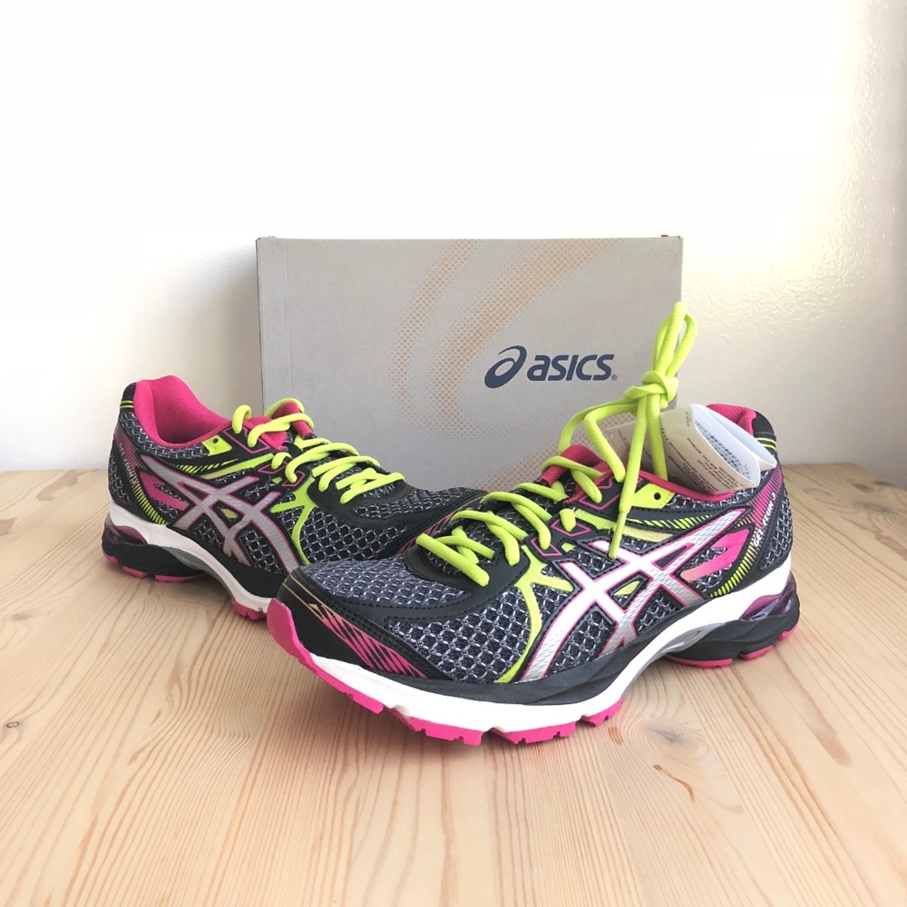 NEW ASICS GEL-Flux 3 Running Sneakers - Picture 2 of 8